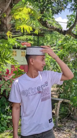1 foto lagu makassar