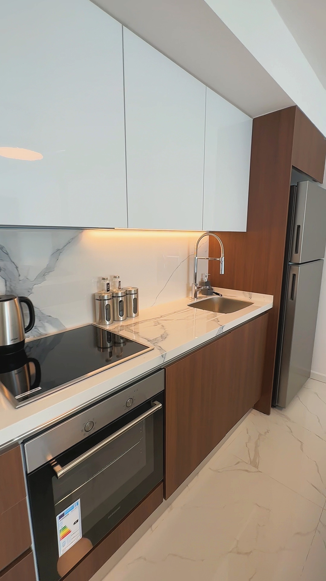 Video apartemen 