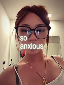 so anxious livephoto