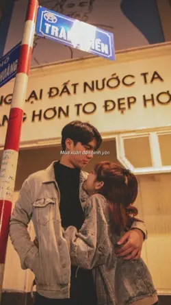 Mẫu lyrics 2 ảnh 