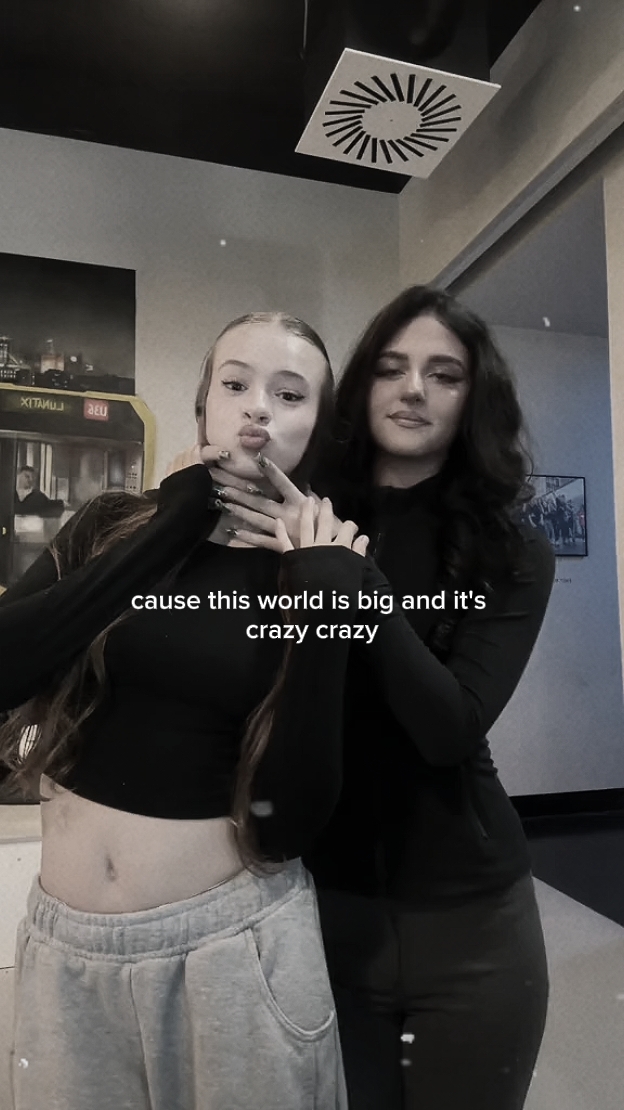 friendship trend 
