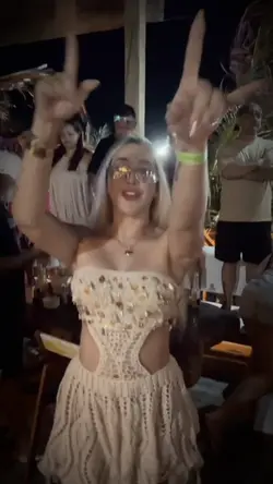 feliz