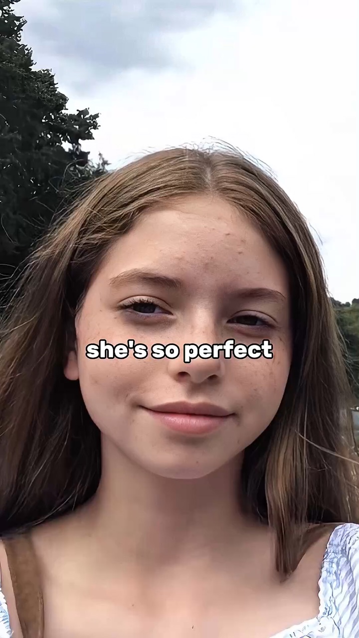 Ela é tão perfeita bla