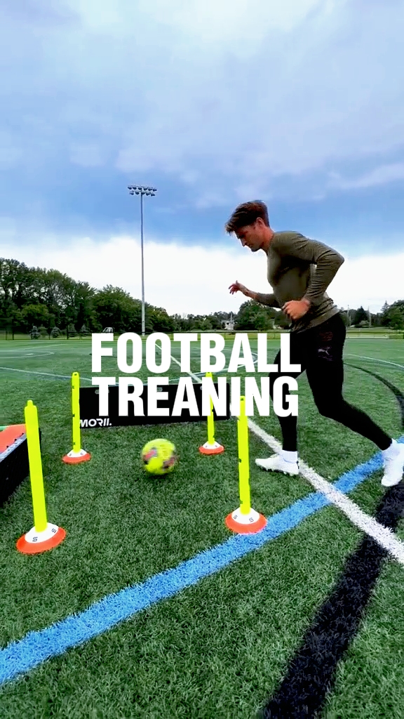 FOOTBALL TRAINING 
