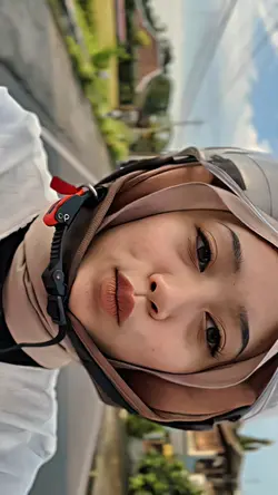 LANGIT TELALU 