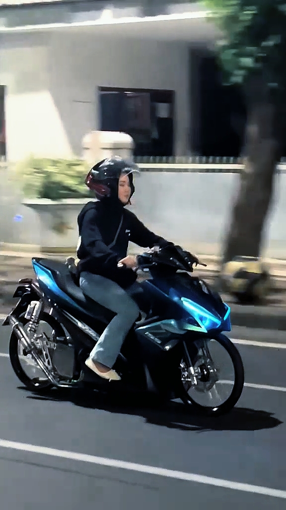 1 klip jernih