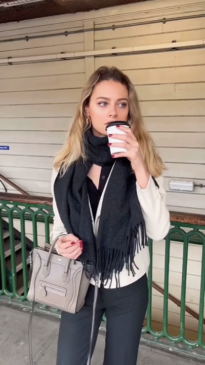 Woman dress well