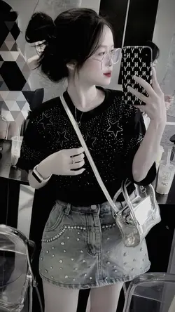 Lòng người khó nói 