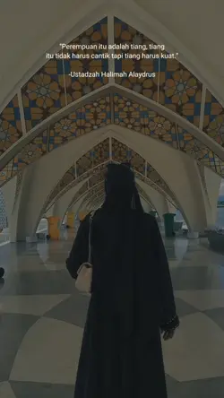 Wanita Adalah Tiang