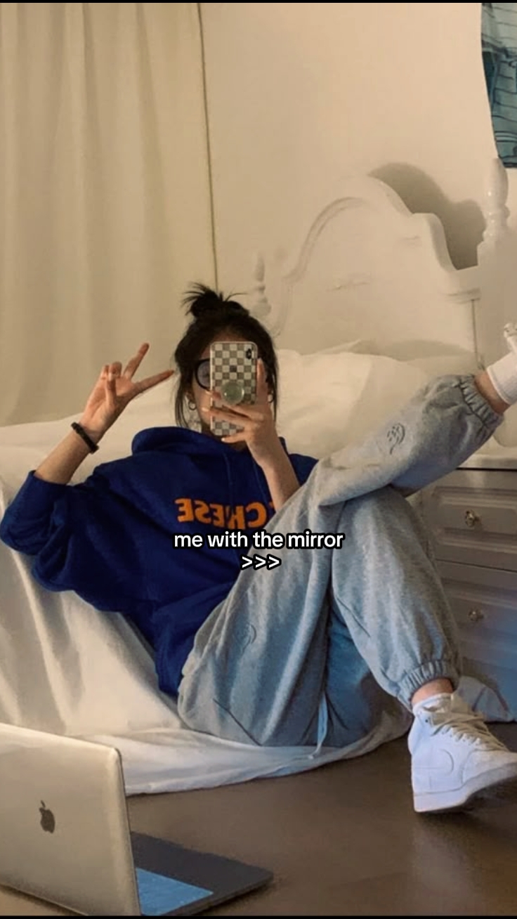 me with the mirror 