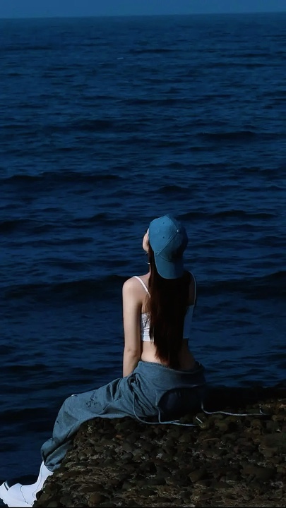 Aesthetic Sea