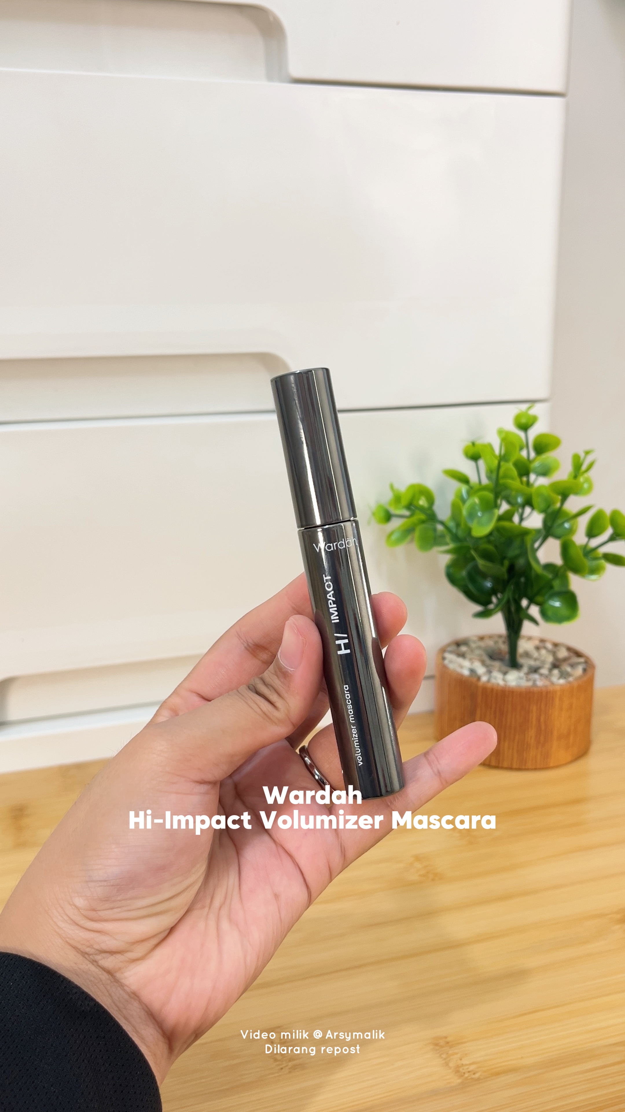 Mascara