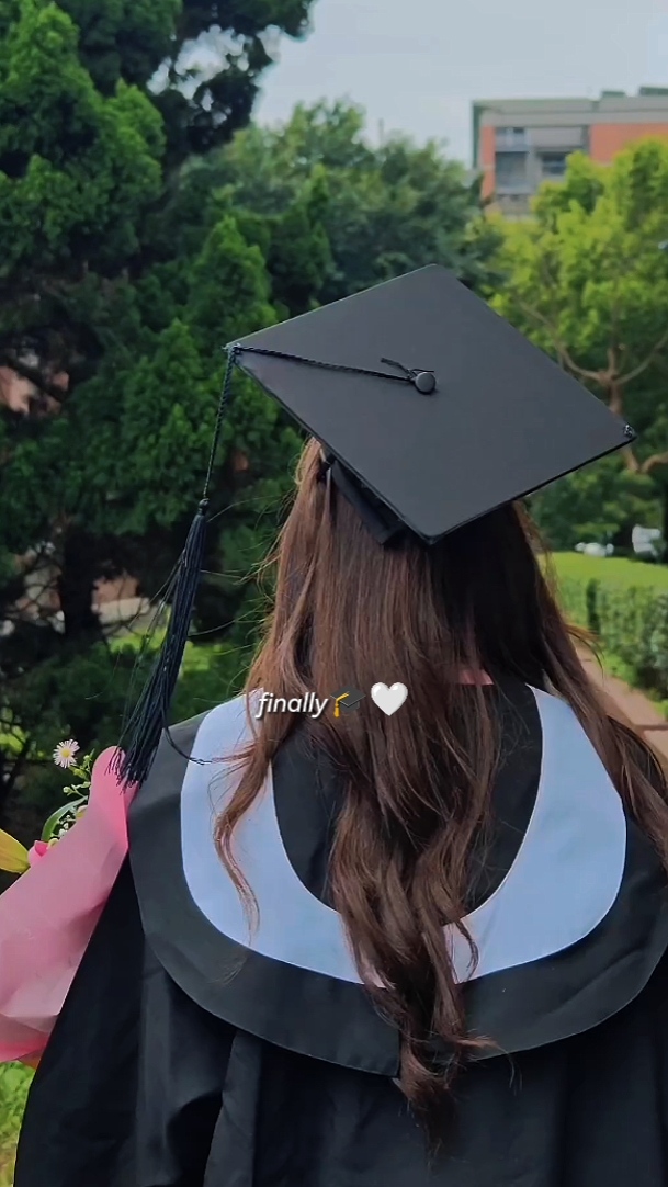 happy graduation 