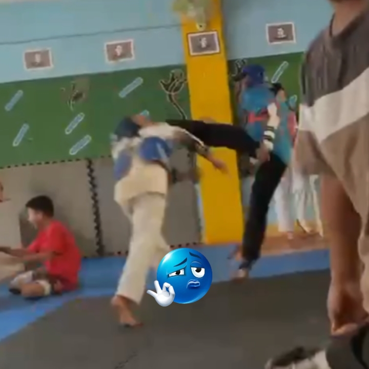 pause emoji bleu