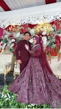 Wedding pose