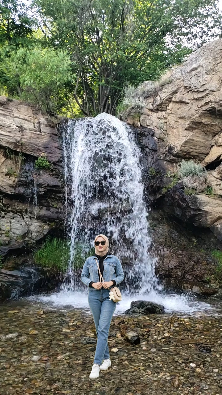 Ar terjun em câmera lenta