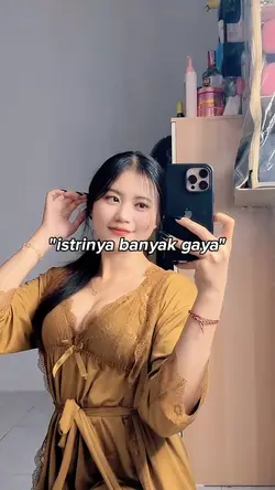 istrinya banyak gaya