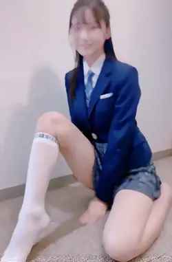 ai 美女 ダンス 雨にKissの花束を