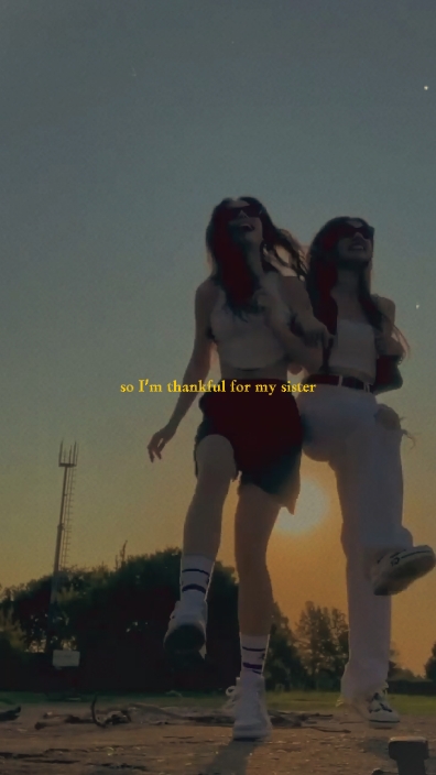 sister moment
