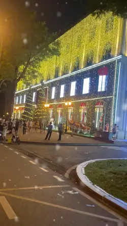 Mẫu giáng sinh