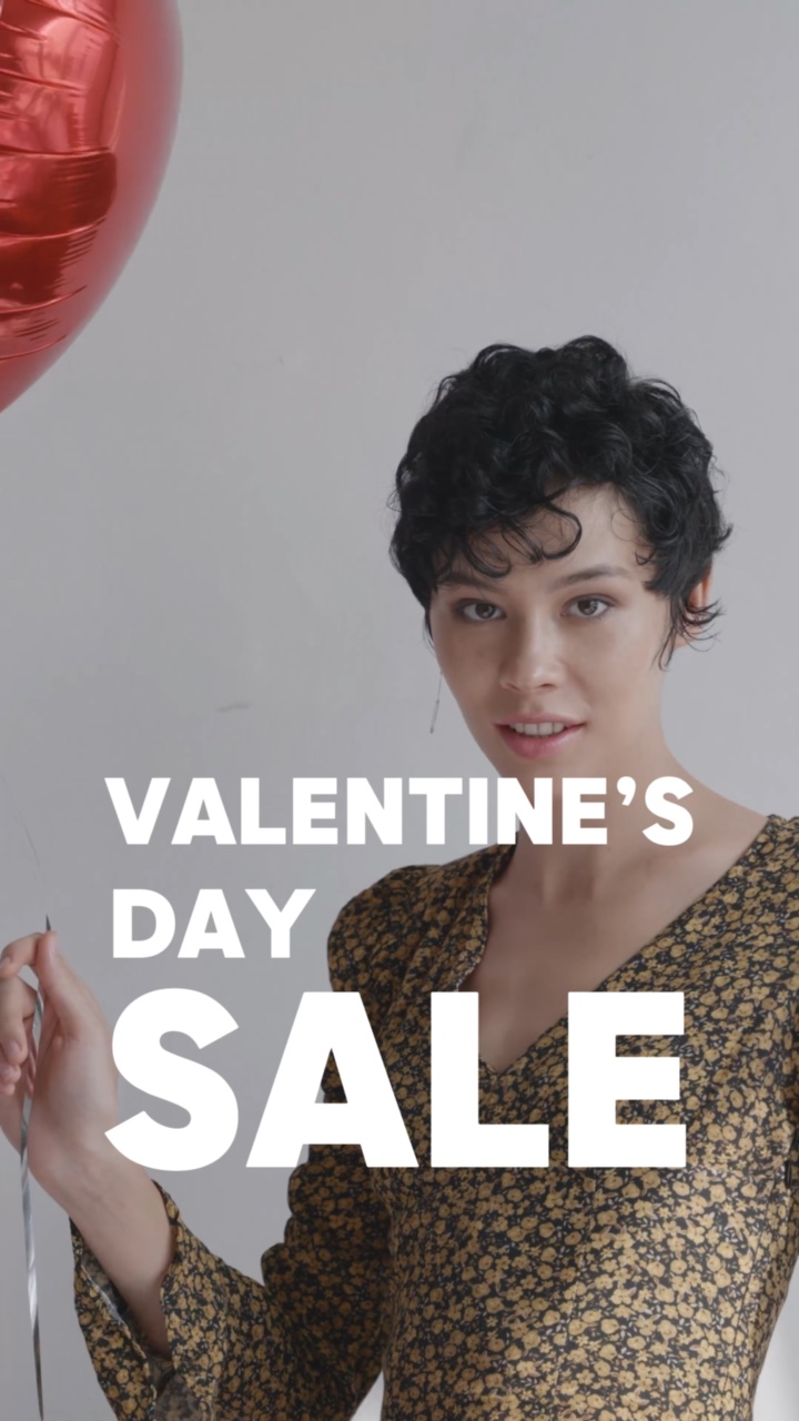 Dress Display Valentine’s Day Promotion Text Flash