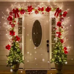 Christmas door trend