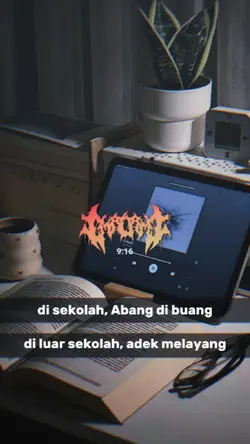 DI SEKOLAH ABANG DI