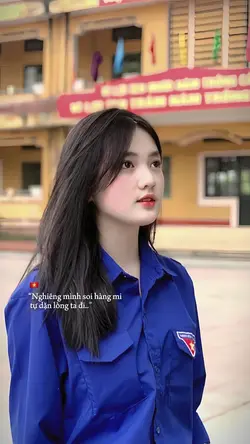 Nghiêng mình soi hàg