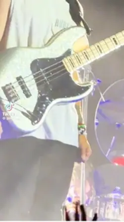 oh to be pete wentz