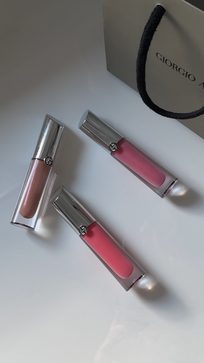 Desempaquetando lápiz labial 
