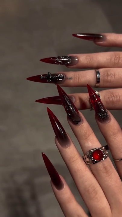 UÑAS