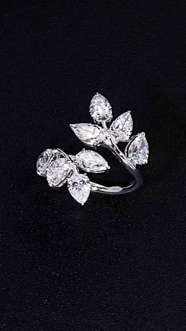 A New Ring Leaf
