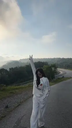 enjoy life ខ្លះ🩵