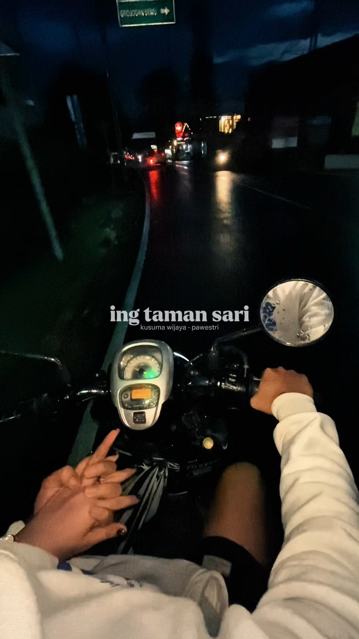 Menerjang Mekar - lambat
