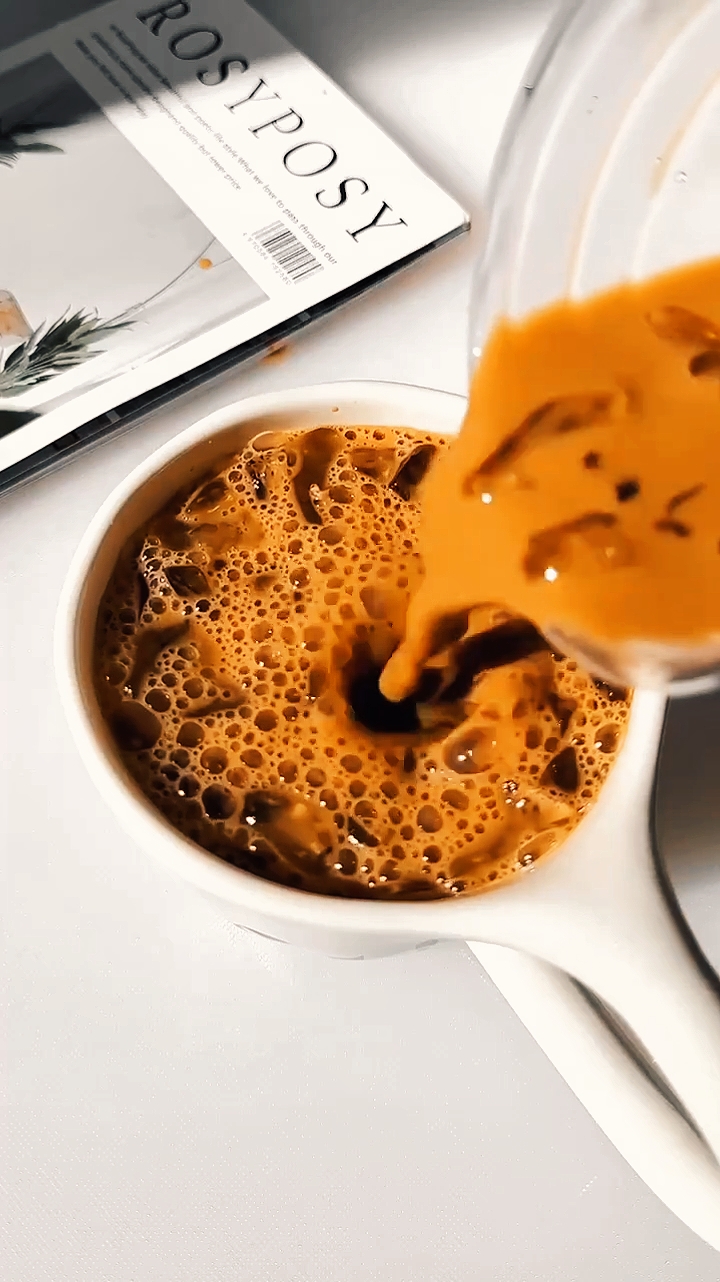 2 videos coffee 