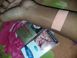 ছলনাময়ী নারী একটা