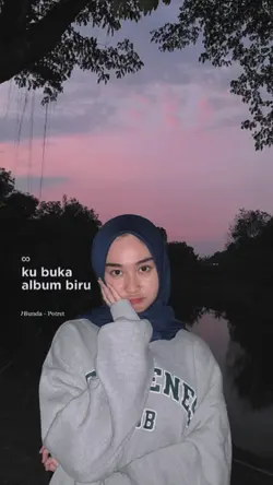 ku buka album biru