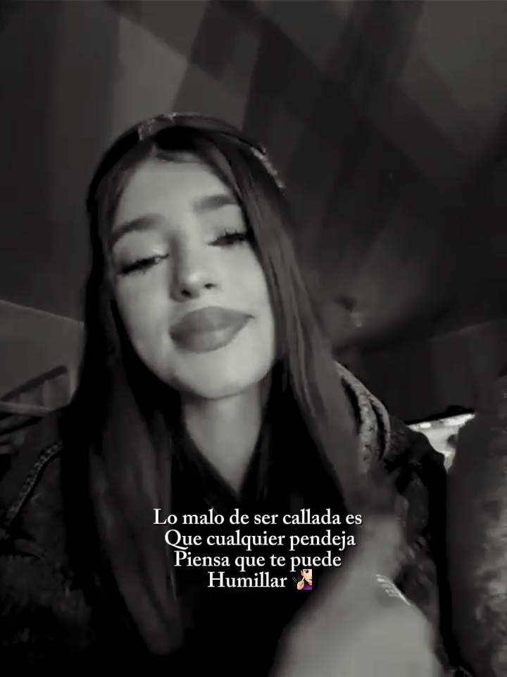 🧏🏻‍♀️🧏🏻‍♀️