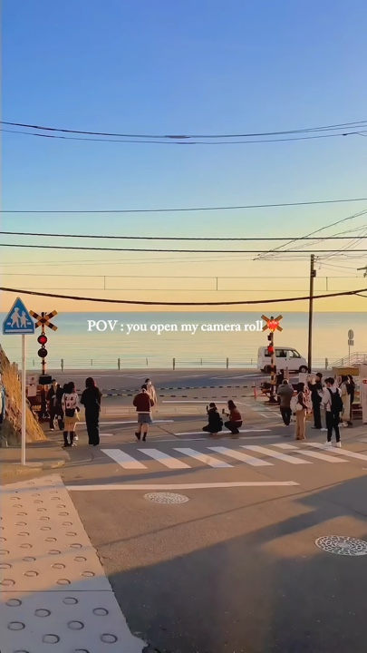 you open camera roll