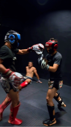 Latihan Muaythai