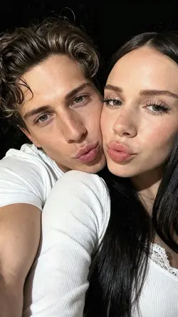 Couple photoshoot ai