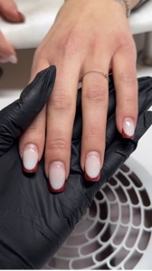 NAILS 
