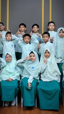 3. Jj berjalan full