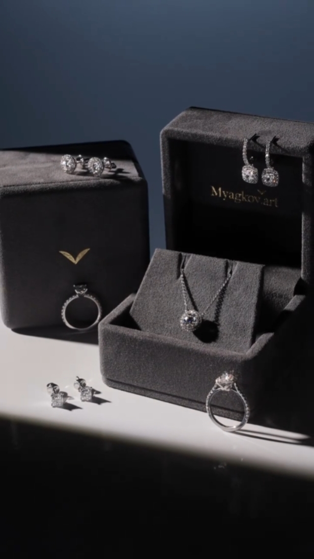 New Jewellery 