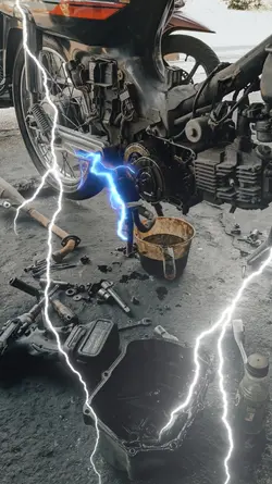 LIGHTNING 