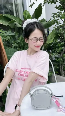 Say sóng 2 ảnh