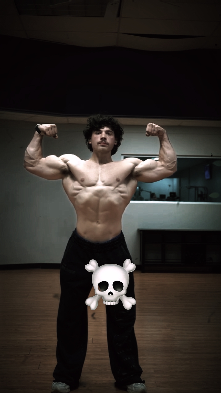 Gym X Wajah Tengkorak
