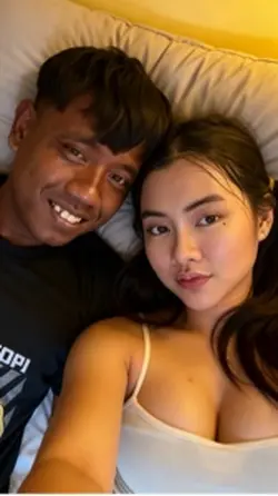 Tidur sama cewe