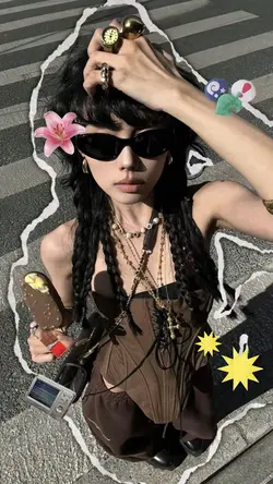 1 photo cutout