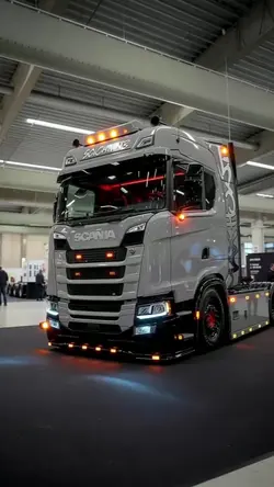 Showroom Scania: Epic Truck Reveal